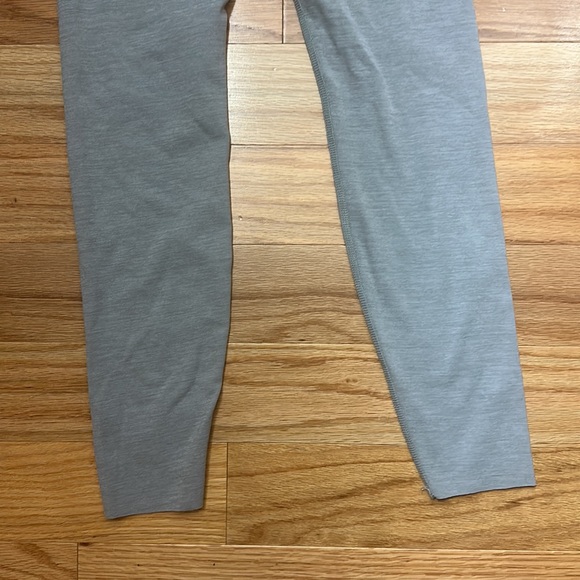 Nike Yoga Set - Picture 8 of 8